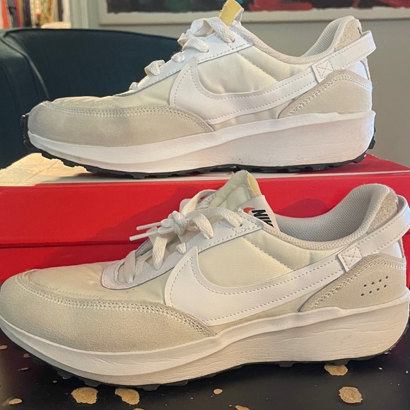 Nike Other - FLASH SALE! Nike Waffle Debut Sneakers Size 9